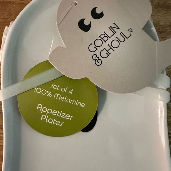 Halloween Goblin & Ghoul Ghost Appetizer  Melamine Plates With Ghost Platter - Picture 3 of 4